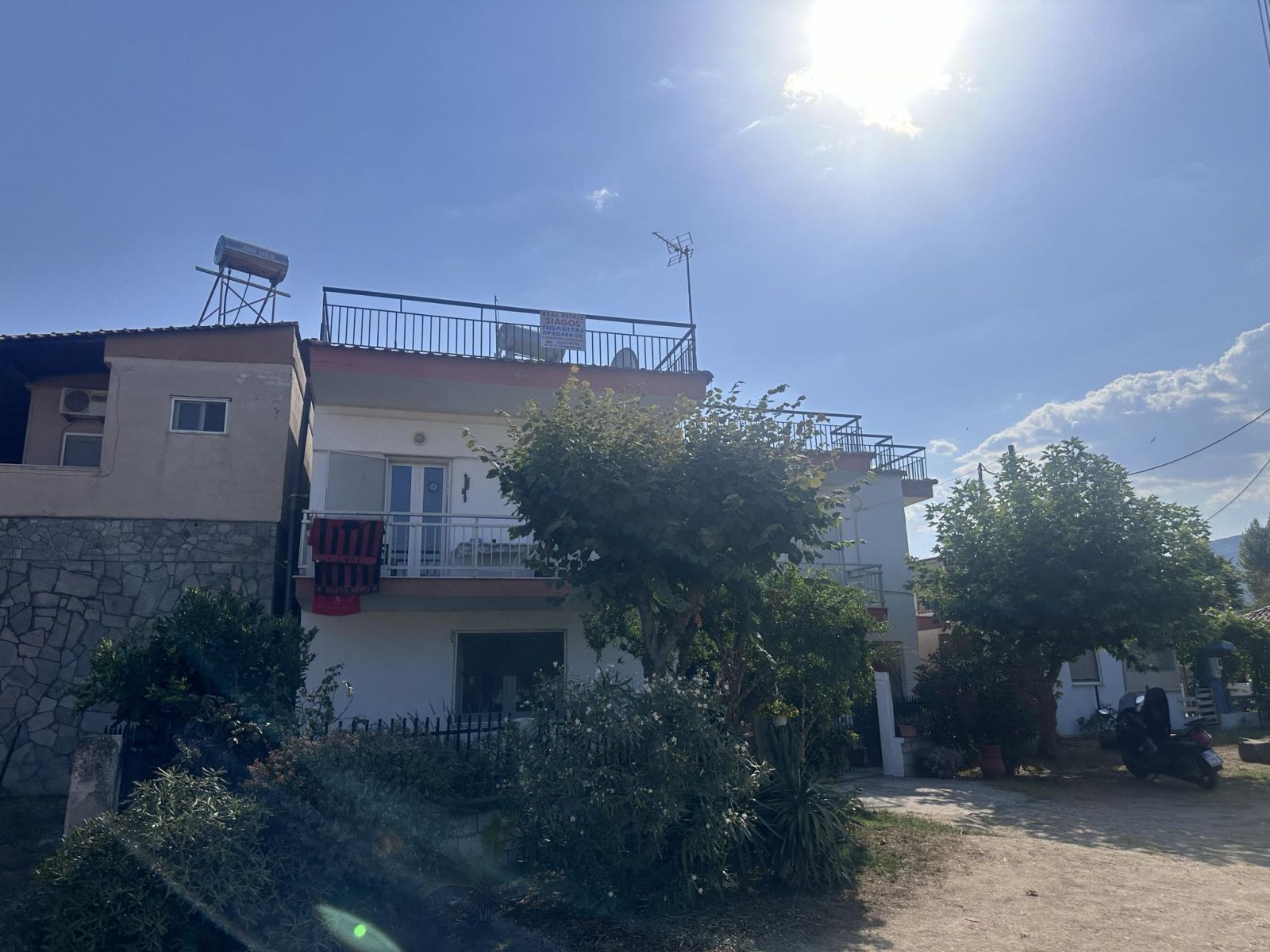 Ενοικιαζόμενα Δωμάτια‎